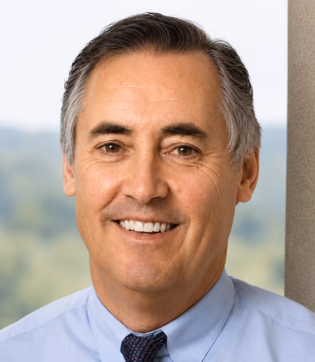 tom rotherdam headshot